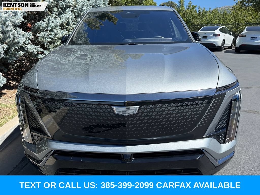 Used 2026 Cadillac Vistiq Sport w/ LPO, Floor Liner Package AWD/4WD image 2