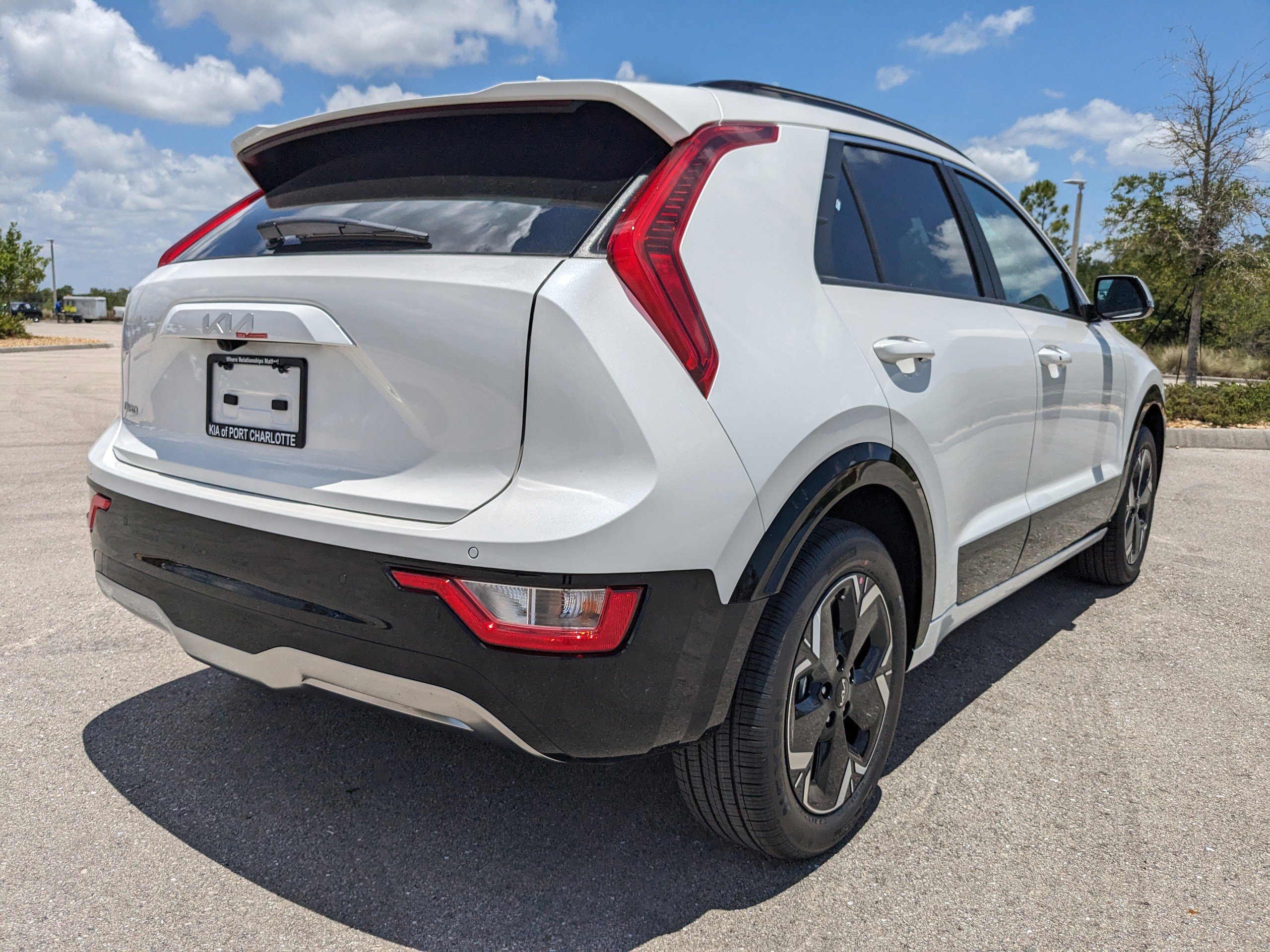 New 2025 Kia Niro Wind image 5