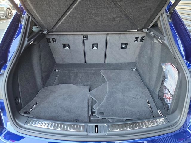 Used 2025 Porsche Macan image 27