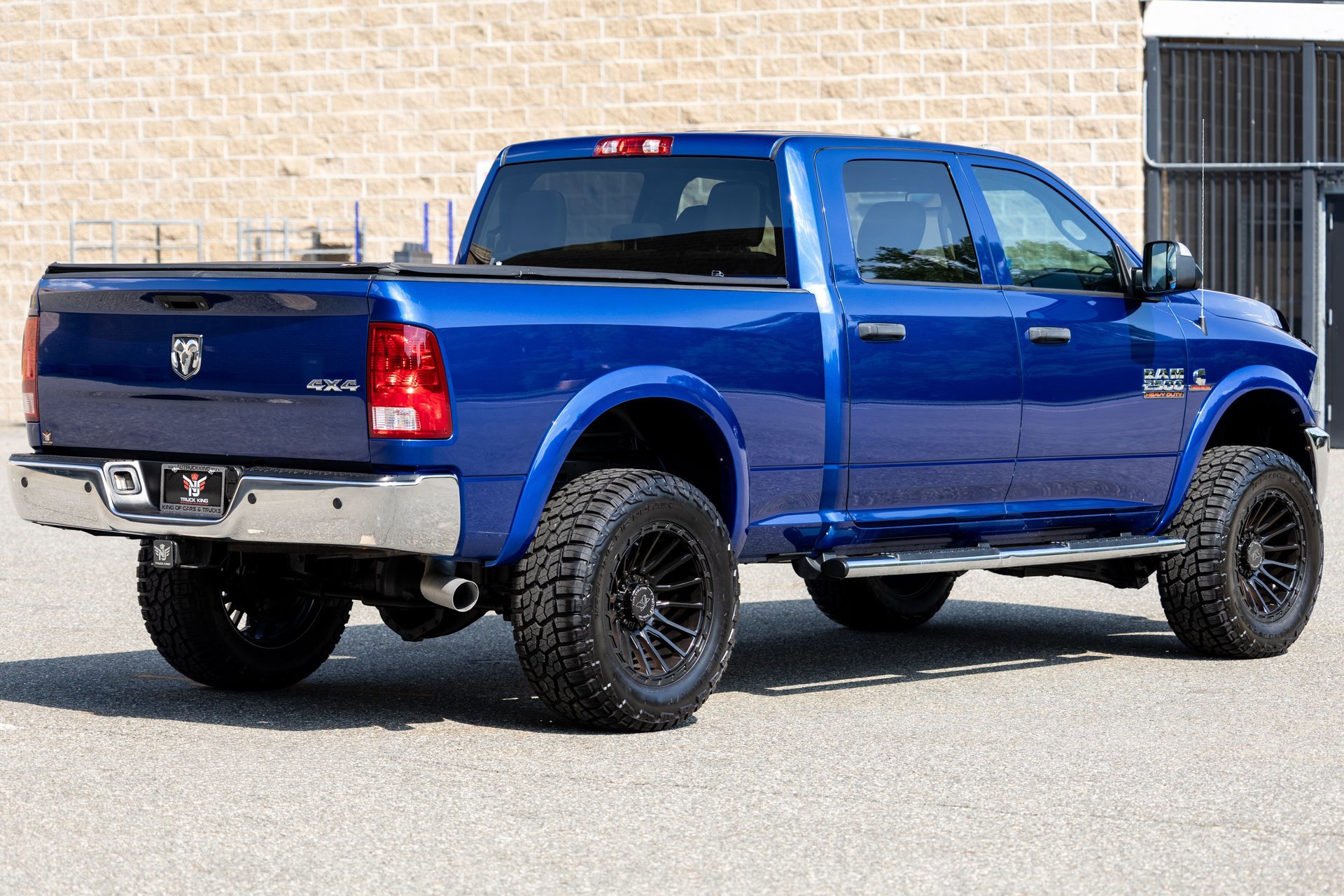 Used 2015 RAM 2500 Tradesman w/ Chrome Appearance Group AWD/4WD image 11