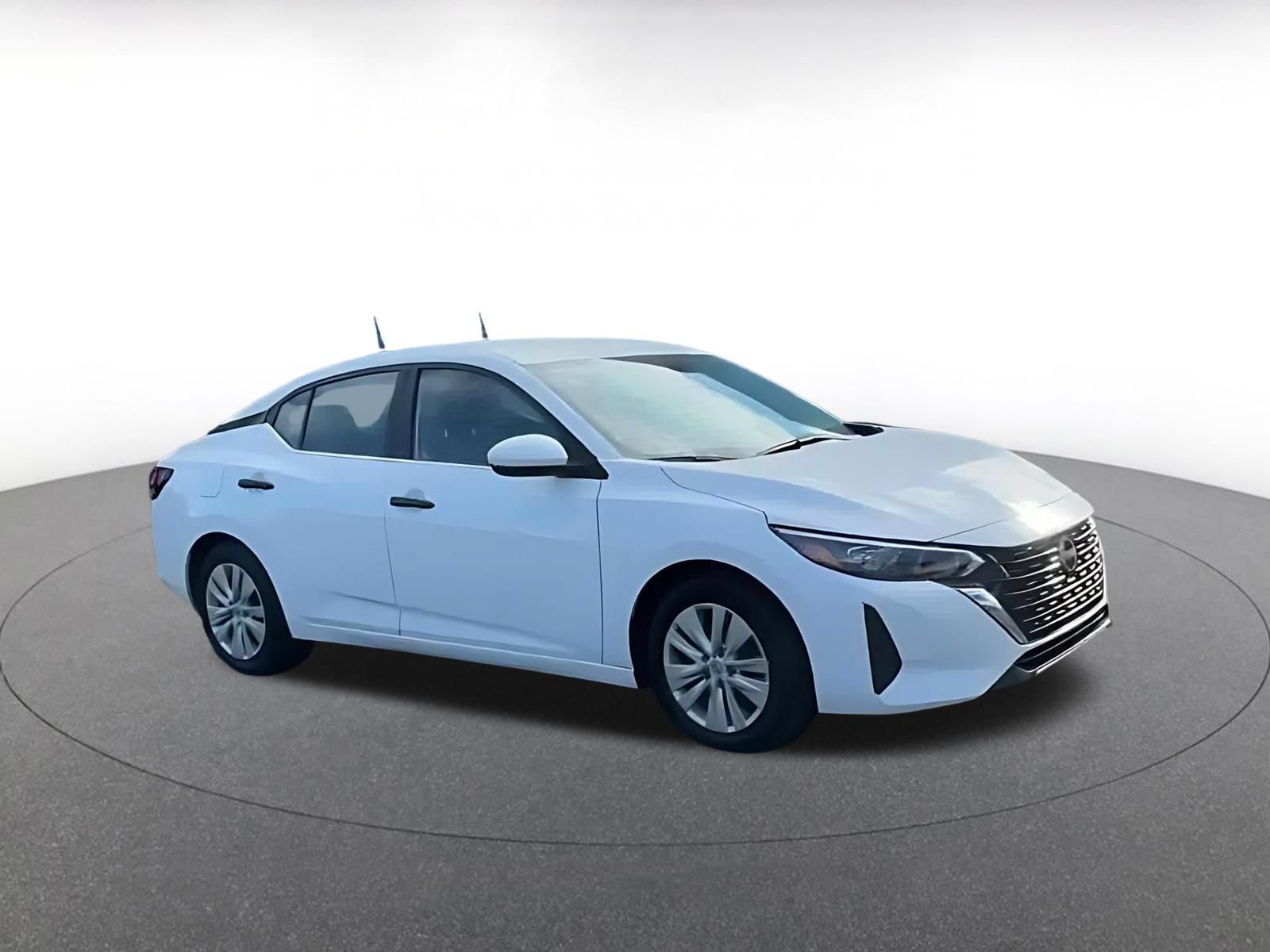 Used 2025 Nissan Sentra S FWD image 2