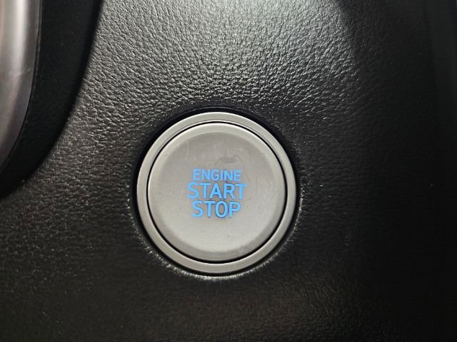 Used 2022 Hyundai Santa Cruz SEL image 15