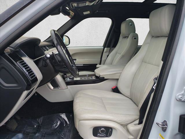 Used 2017 Land Rover Range Rover HSE AWD/4WD image 17