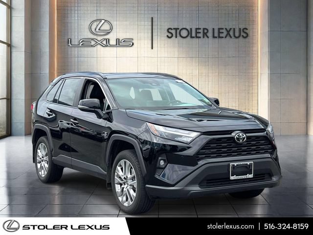 Used 2025 Toyota RAV4 XLE Premium w/ Weather Package AWD/4WD image 1