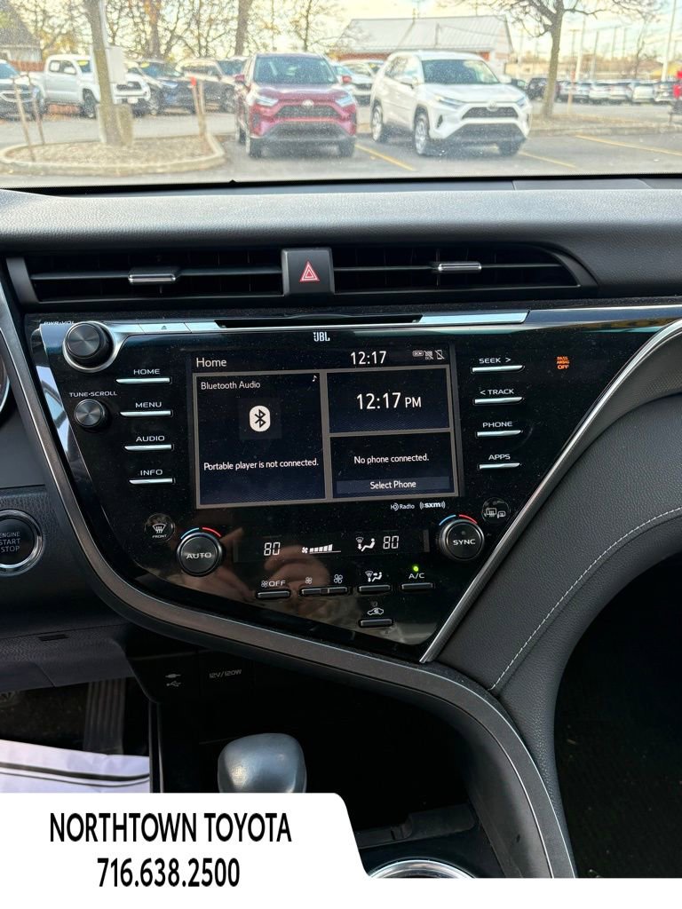 Used 2018 Toyota Camry XSE image 19