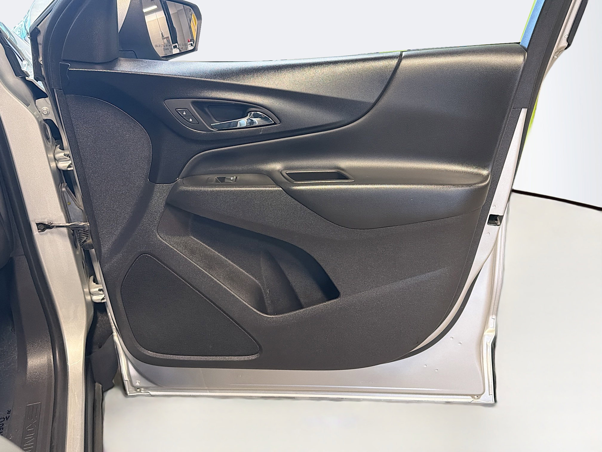 Used 2021 Chevrolet Equinox LT image 33