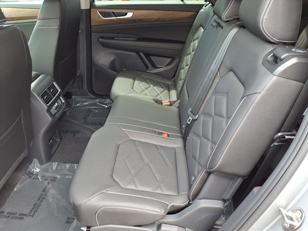 New 2026 Volkswagen Atlas SE image 14