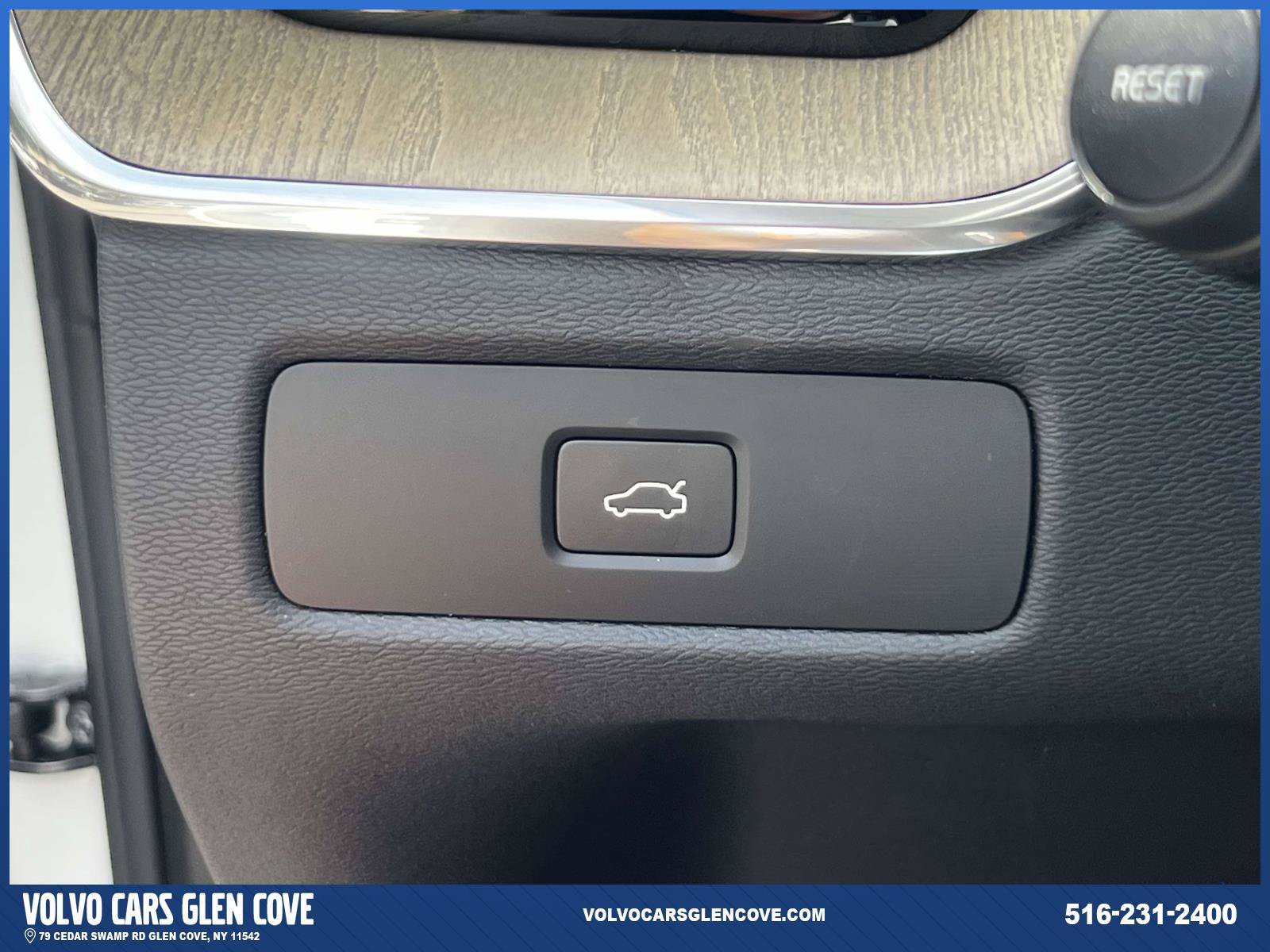 Used 2026 Volvo XC60 B5 Plus w/ Protection Package Premier AWD/4WD image 20