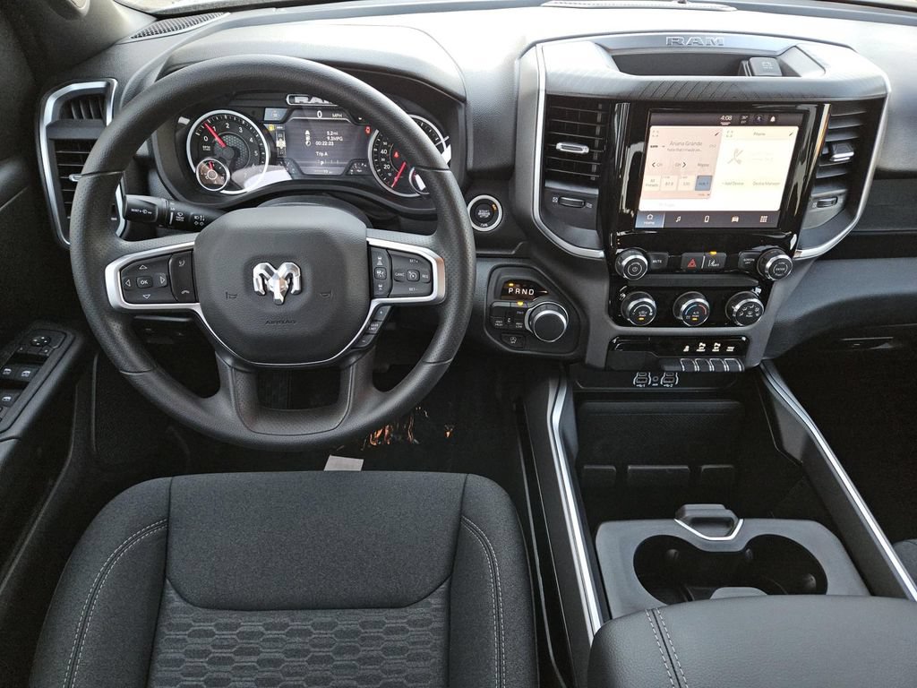 New 2026 RAM 1500 Express AWD/4WD image 9