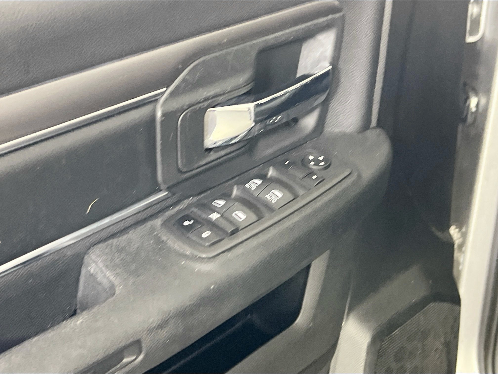Used 2022 RAM 1500 Warlock AWD/4WD image 16