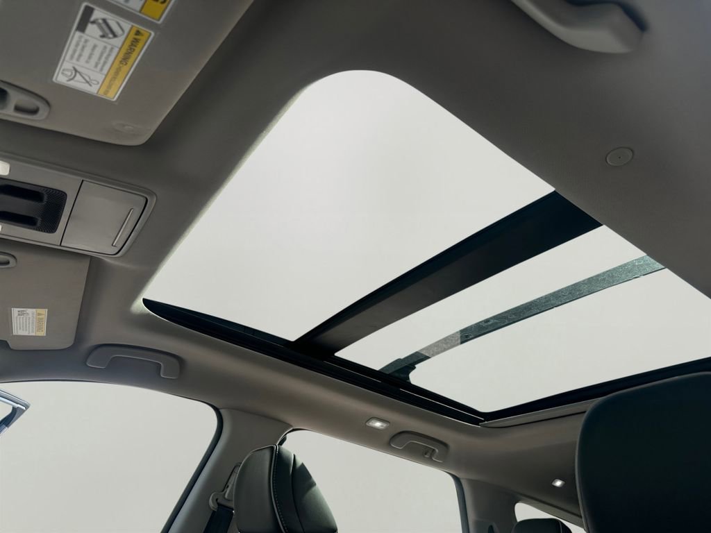 Used 2023 Honda Pilot Elite image 22