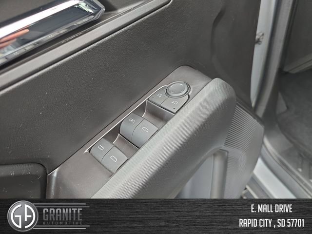 Used 2024 GMC Canyon Elevation w/ Convenience Package image 11