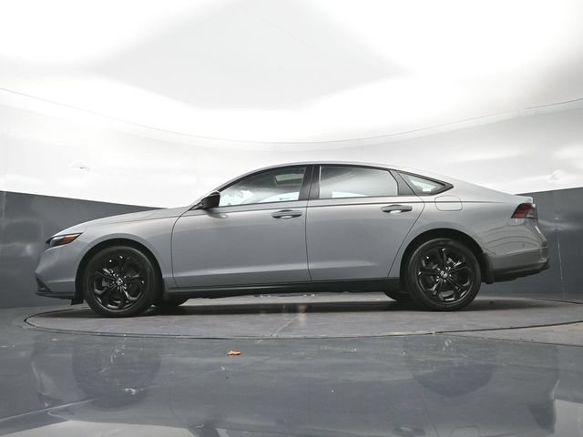 Certified 2025 Honda Accord SE image 28