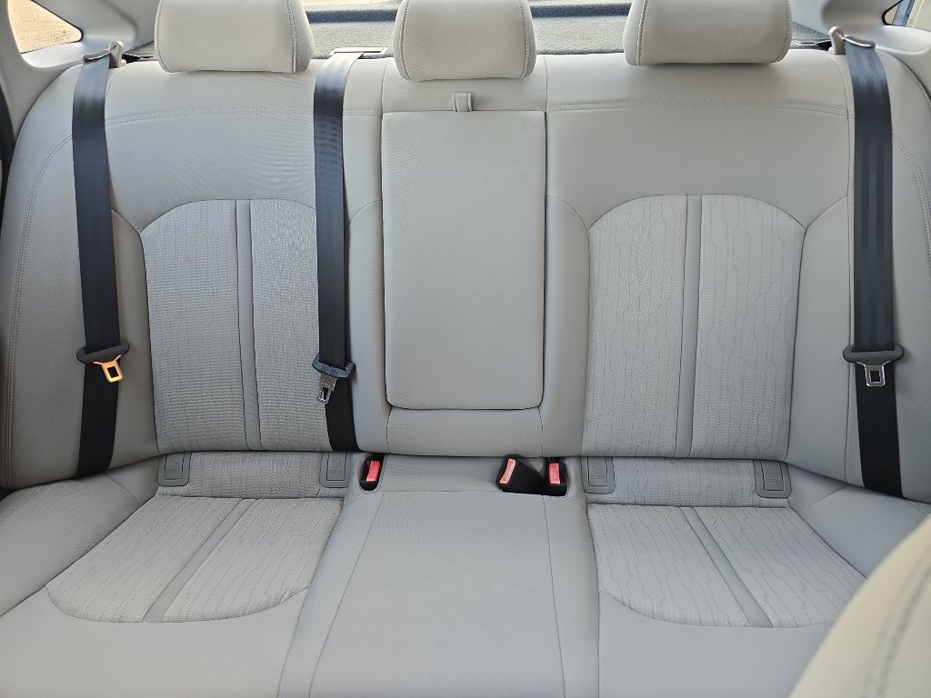Used 2016 Hyundai Sonata SE image 30