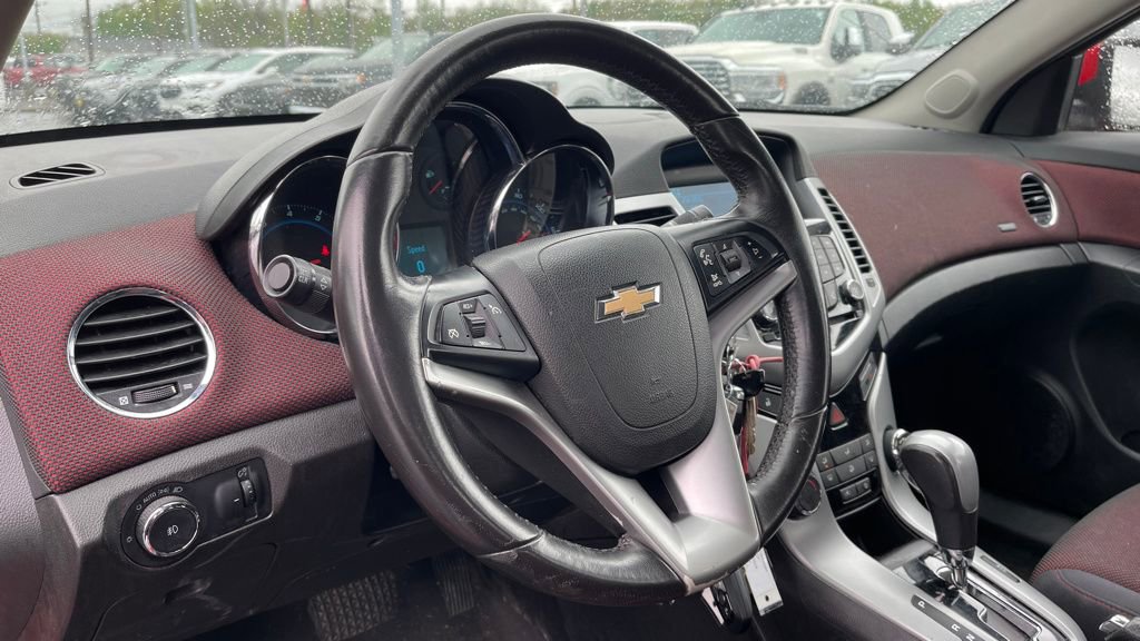Used 2012 Chevrolet Cruze LT w/ RS Package FWD image 12