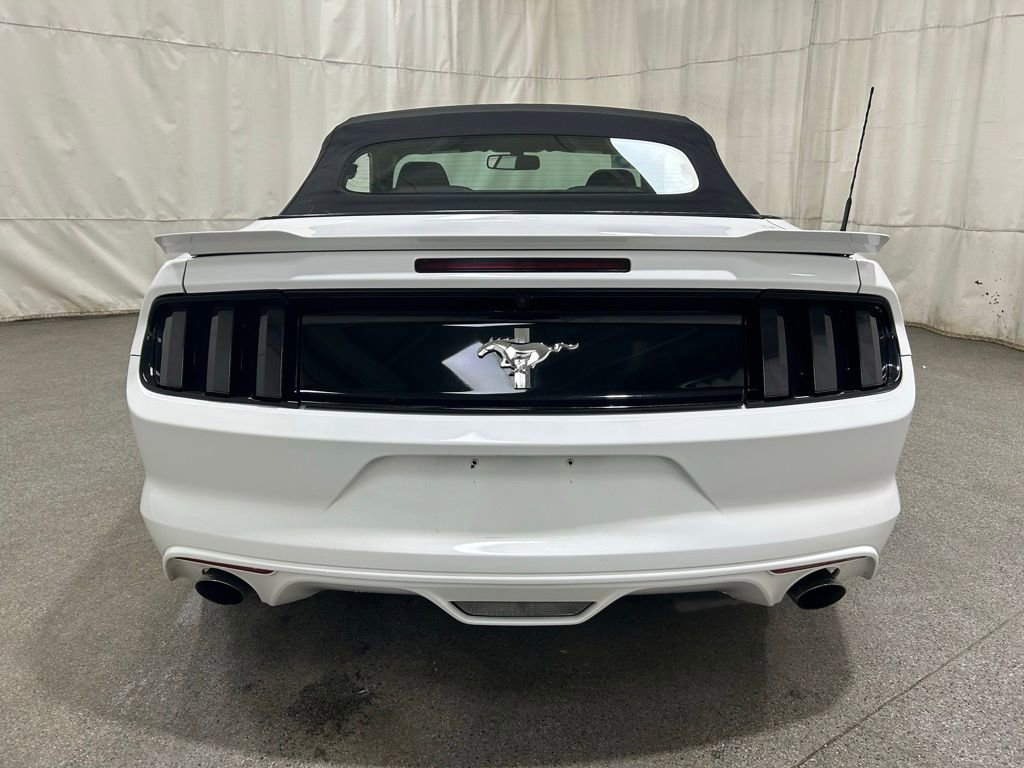 Used 2015 Ford Mustang V6 w/ Equipment Group 051A image 7