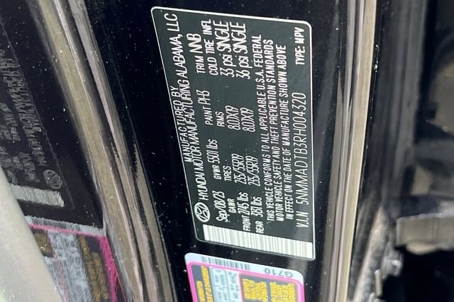 Used 2024 Genesis GV70 2.5T w/ Advanced Package image 40