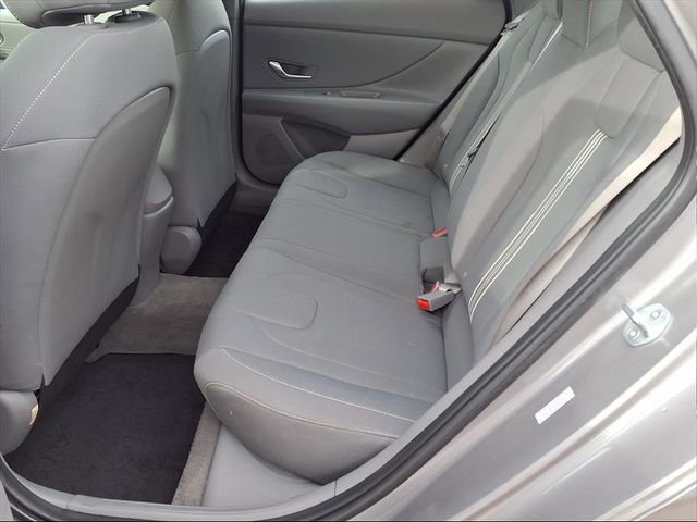 Certified 2023 Hyundai Elantra SEL w/ Convenience Package image 12