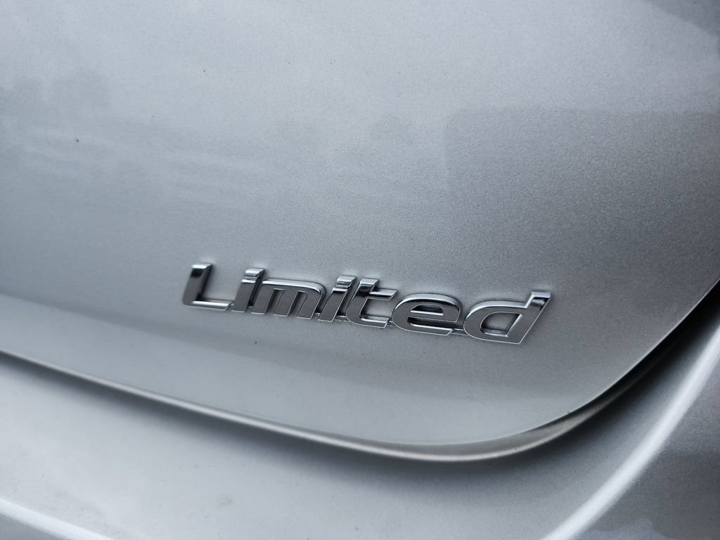 Used 2018 Hyundai Sonata Limited w/ Ultimate Package 07 FWD image 11
