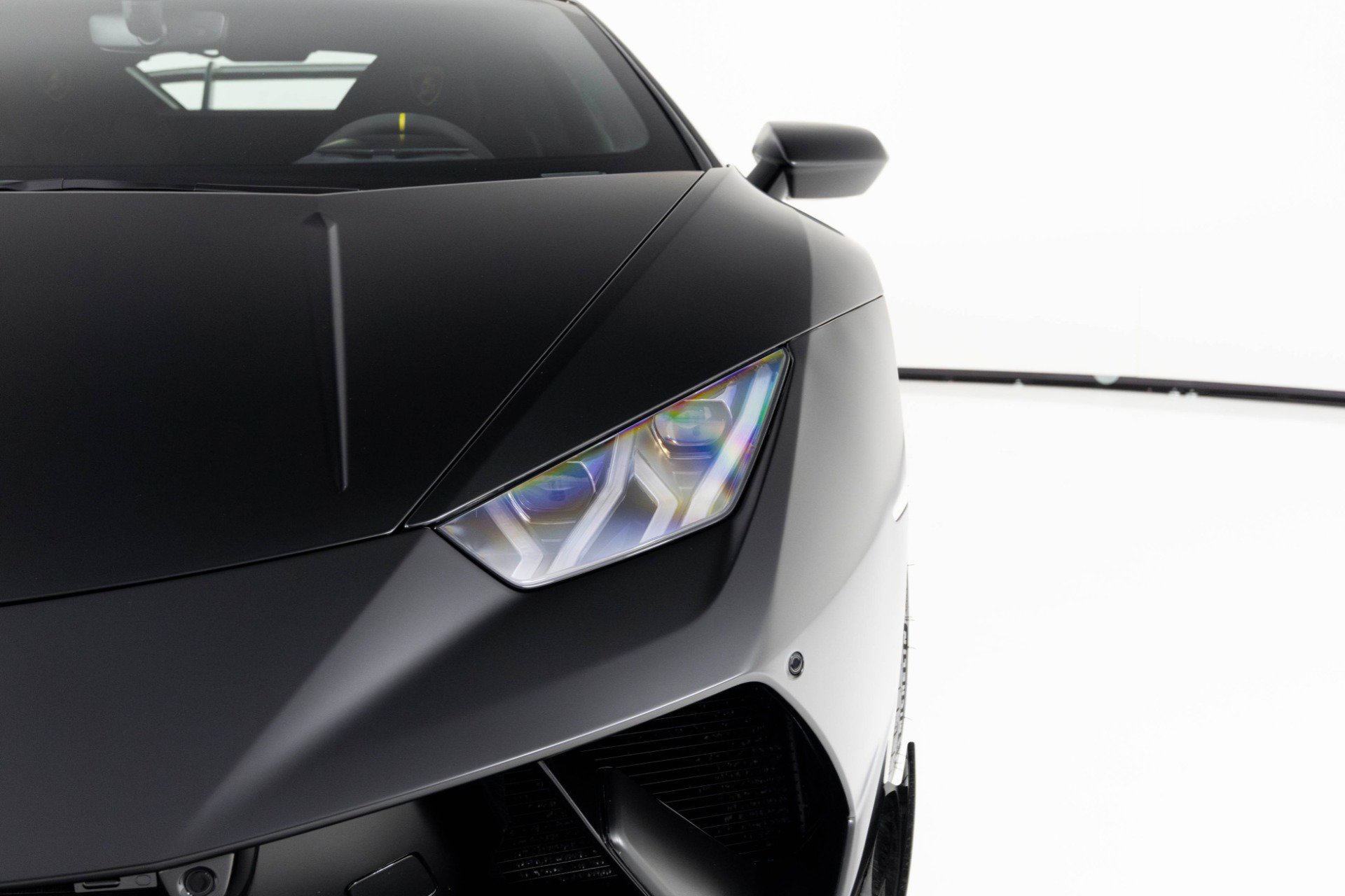 Used 2018 Lamborghini Huracan Performante image 55