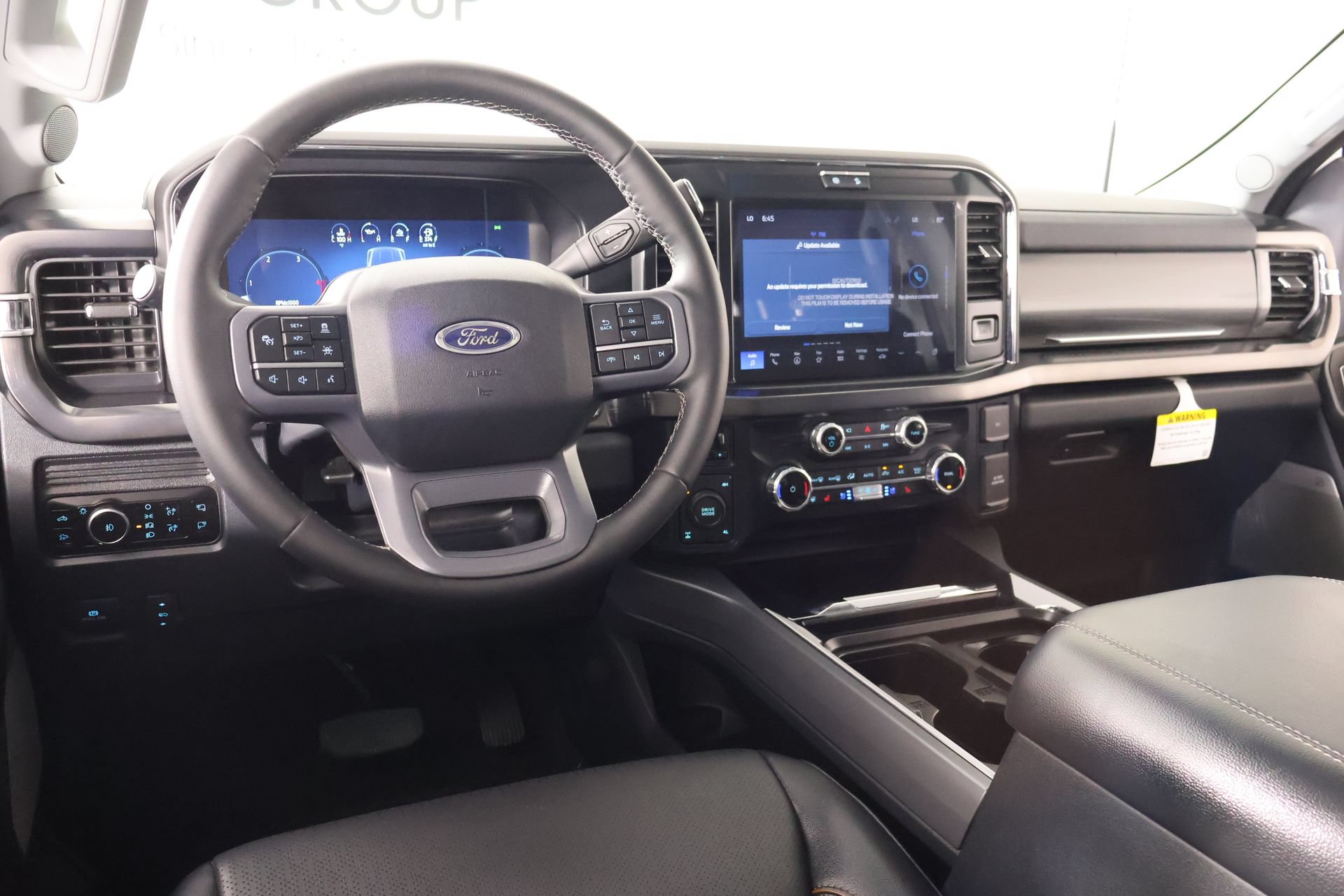 Used 2025 Ford F250 Lariat w/ Lariat Ultimate Package AWD/4WD image 2