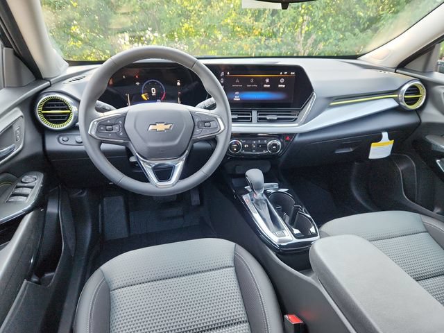 New 2026 Chevrolet Trax LT w/ Driver Confidence Package FWD image 20