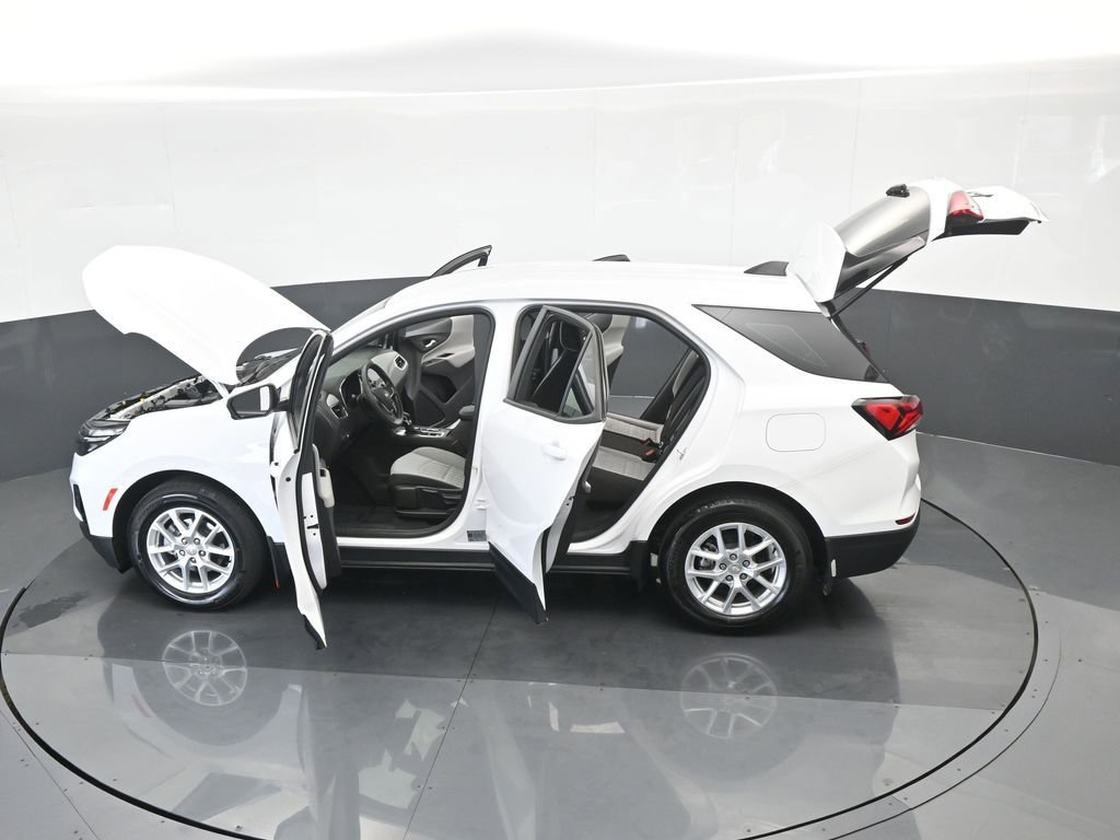 Used 2023 Chevrolet Equinox LS image 64