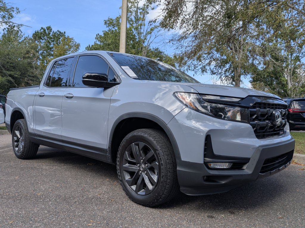 Certified 2024 Honda Ridgeline Sport image 2