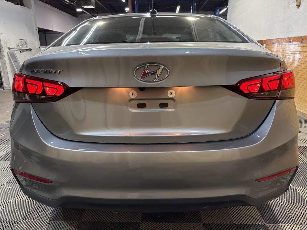 Used 2021 Hyundai Accent SEL w/ Cargo Package FWD image 4