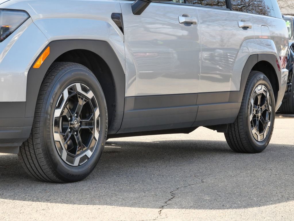 Used 2025 Hyundai Santa Fe SEL image 5