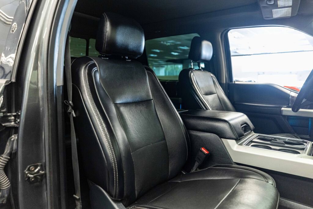 Used 2017 Ford F250 Lariat w/ Lariat Ultimate Package AWD/4WD image 17