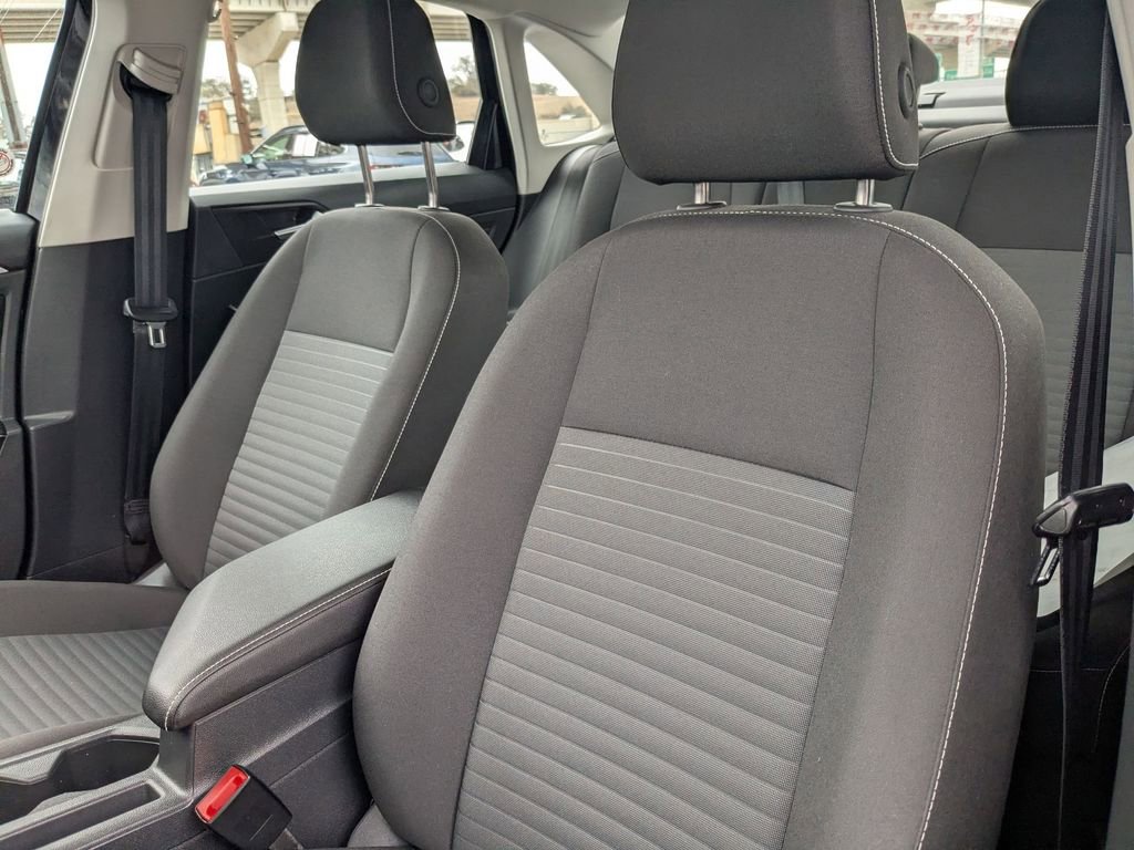 Used 2025 Volkswagen Jetta S image 14