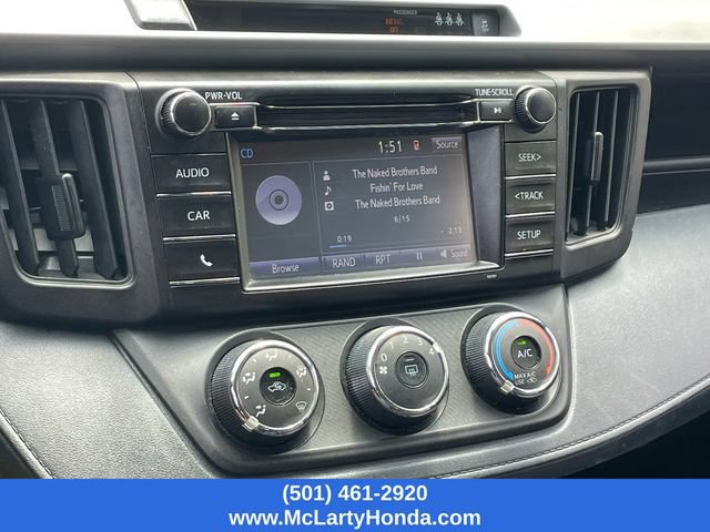 Used 2018 Toyota RAV4 LE FWD image 21