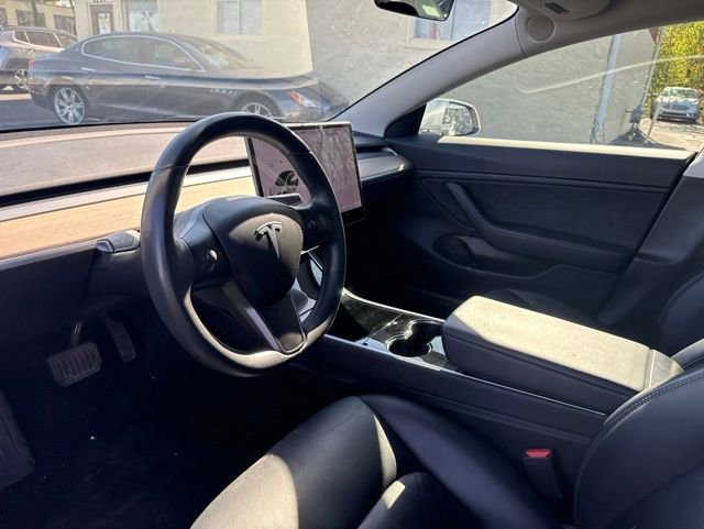 Used 2018 Tesla Model 3 Long Range RWD image 10