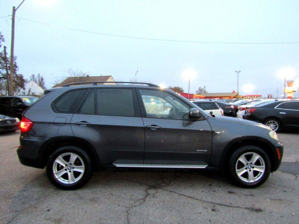 Used 2011 BMW X5 xDrive35i AWD/4WD image 4