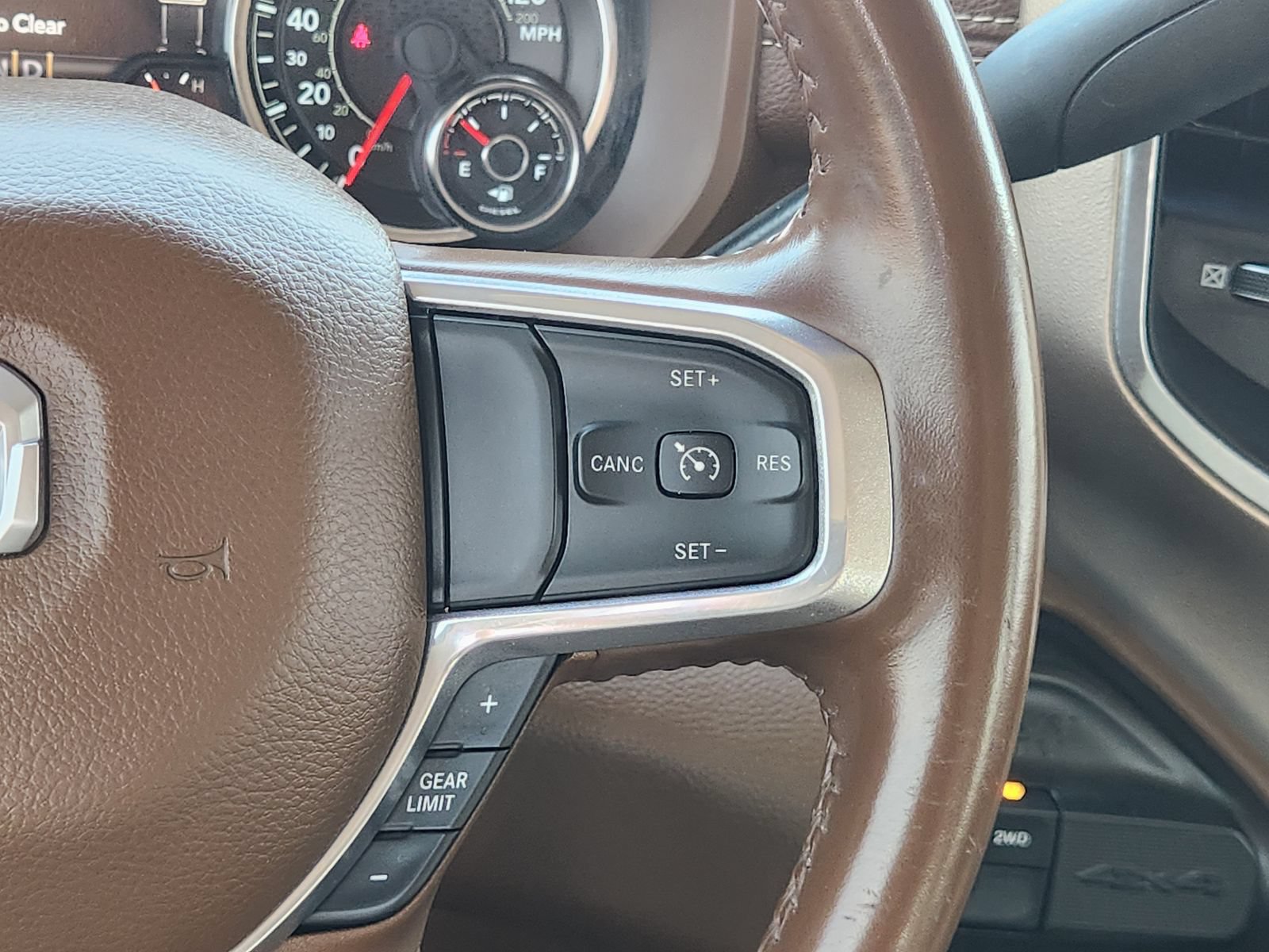 Used 2023 RAM 2500 Laramie AWD/4WD image 28