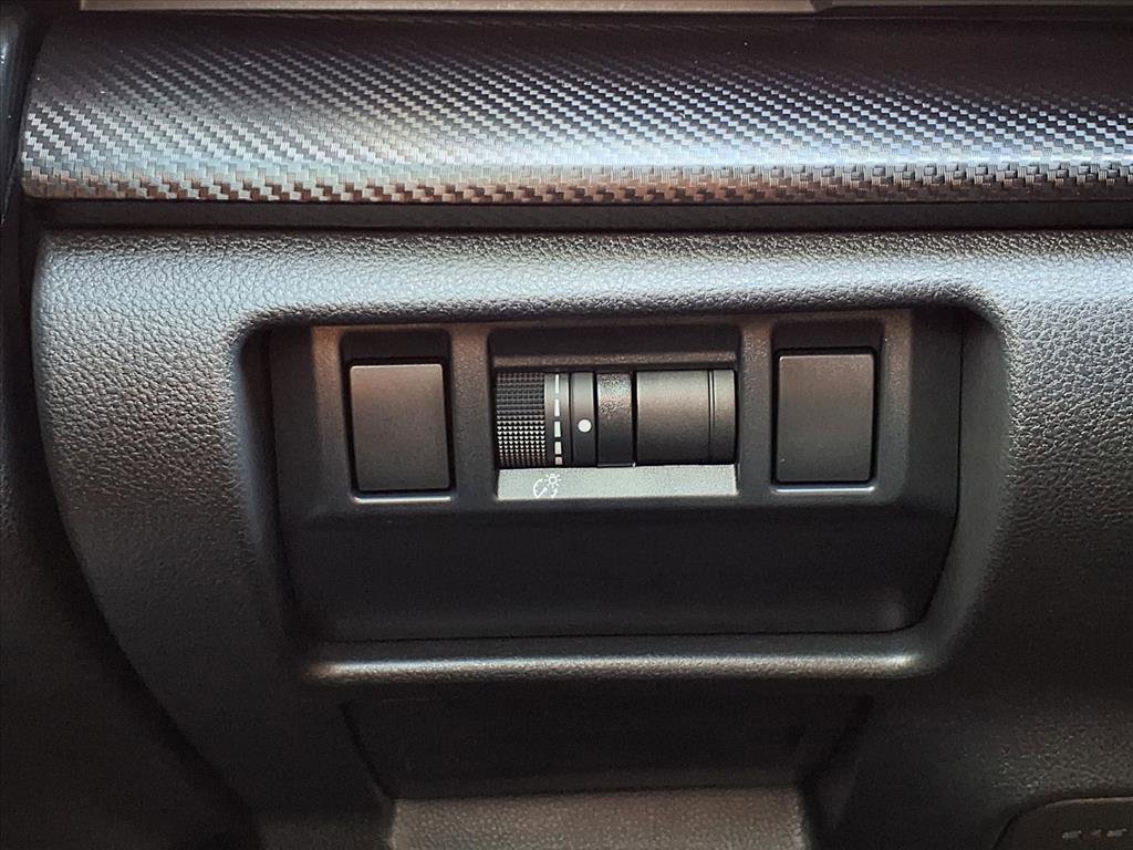 Certified 2025 Subaru Crosstrek 2.0i Premium image 8