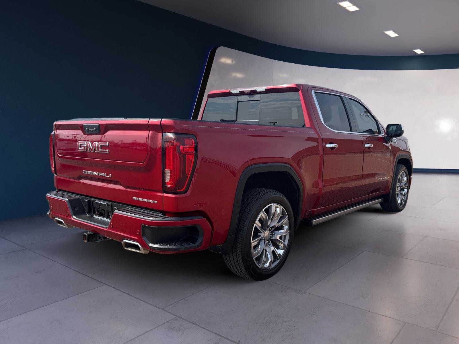 Used 2023 GMC Sierra 1500 Denali w/ Denali Reserve Package image 5