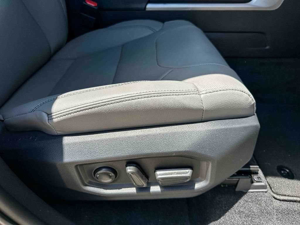 Certified 2026 Toyota Tundra Limited AWD/4WD image 24
