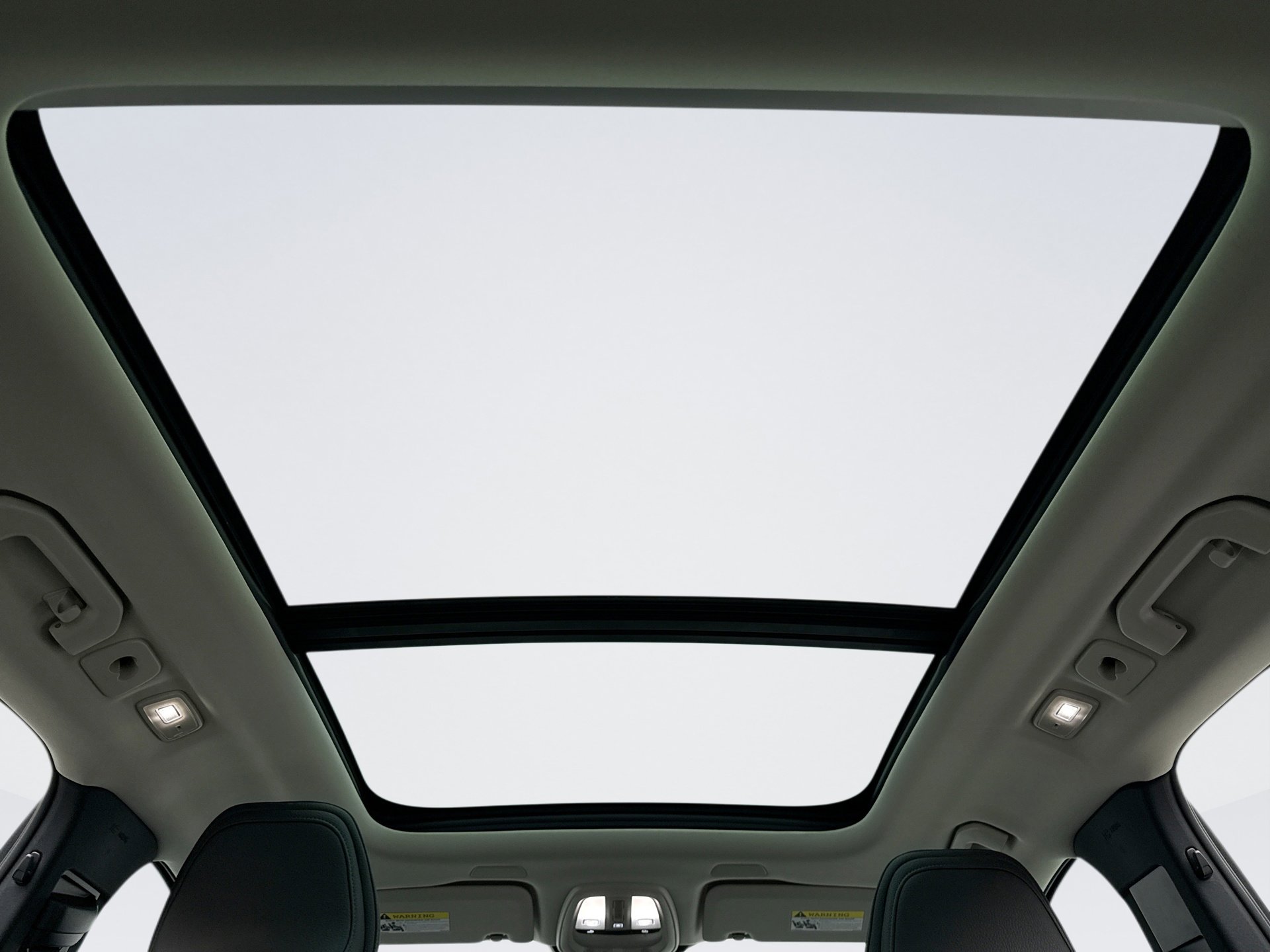 Used 2025 Volvo XC60 B5 Plus image 18