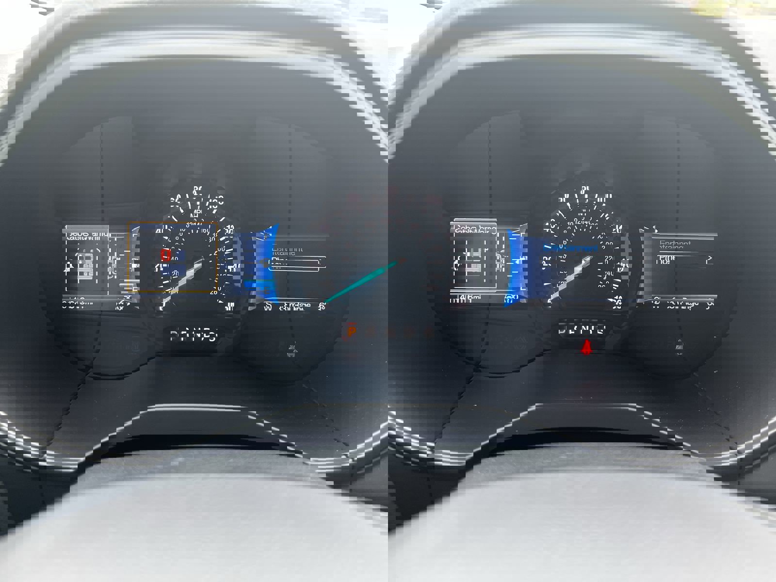 Used 2024 Ford Edge SE w/ Black Appearance Package image 19