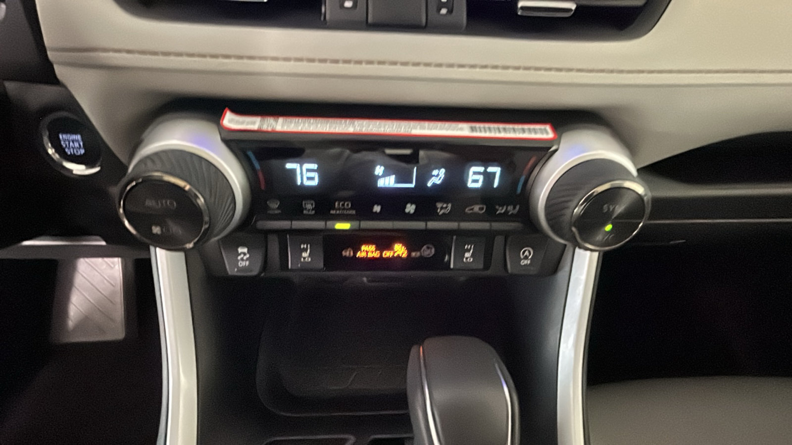 Used 2025 Toyota RAV4 XLE Premium w/ Weather Package AWD/4WD image 27