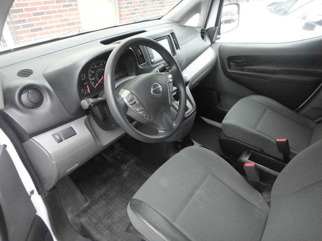 Used 2020 Nissan NV200 S image 7