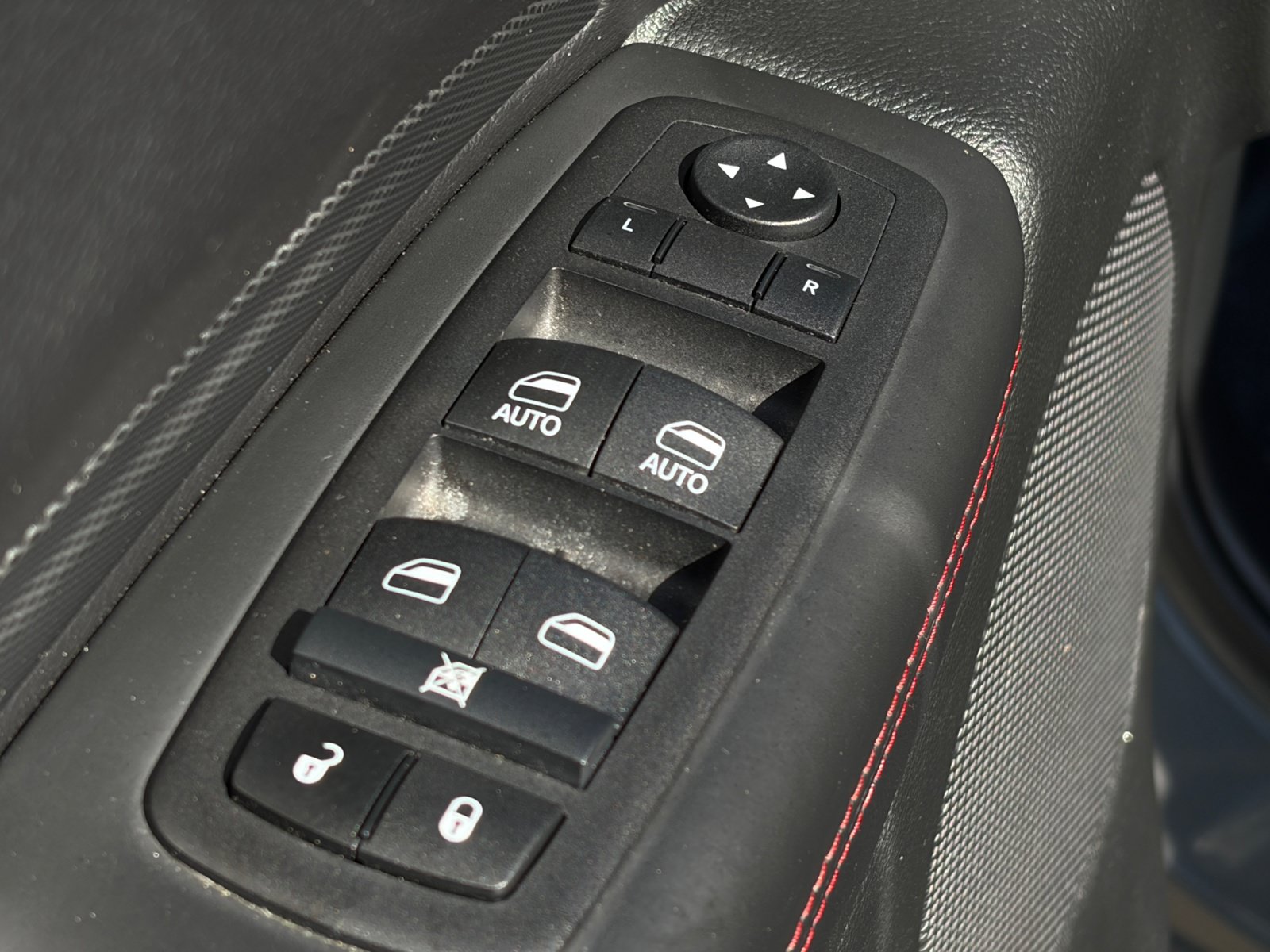 Used 2024 Dodge Durango GT AWD/4WD image 16