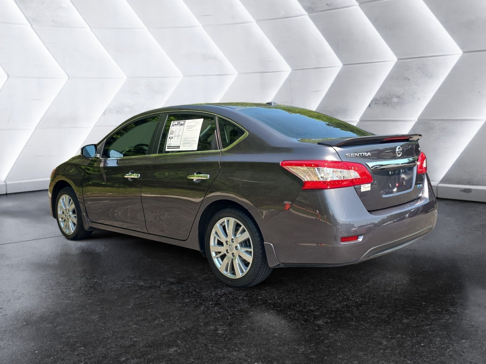 Used 2014 Nissan Sentra SL w/ Premium Package FWD image 3