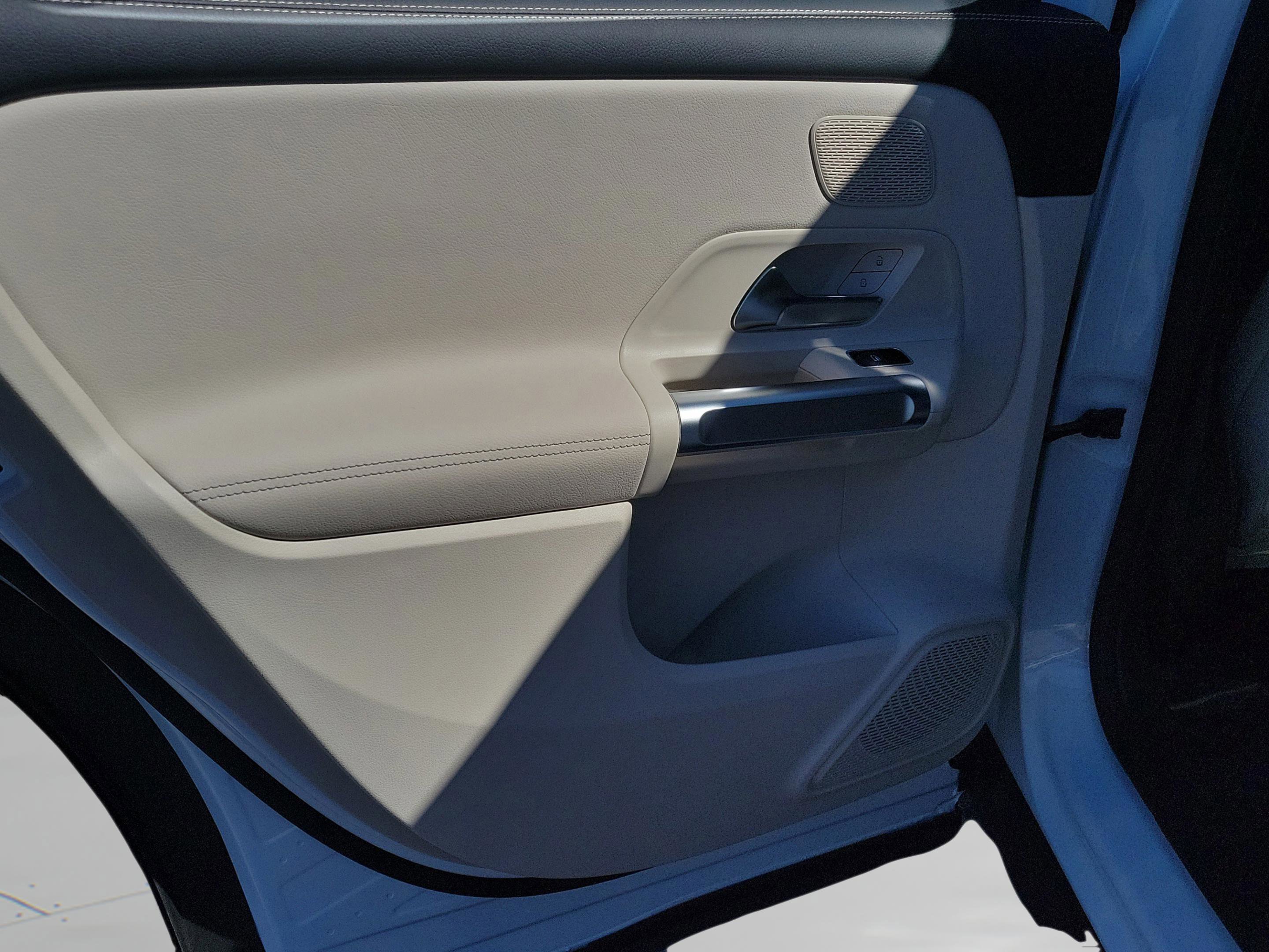 Certified 2026 Mercedes-Benz GLB 250 GLB 250 image 10