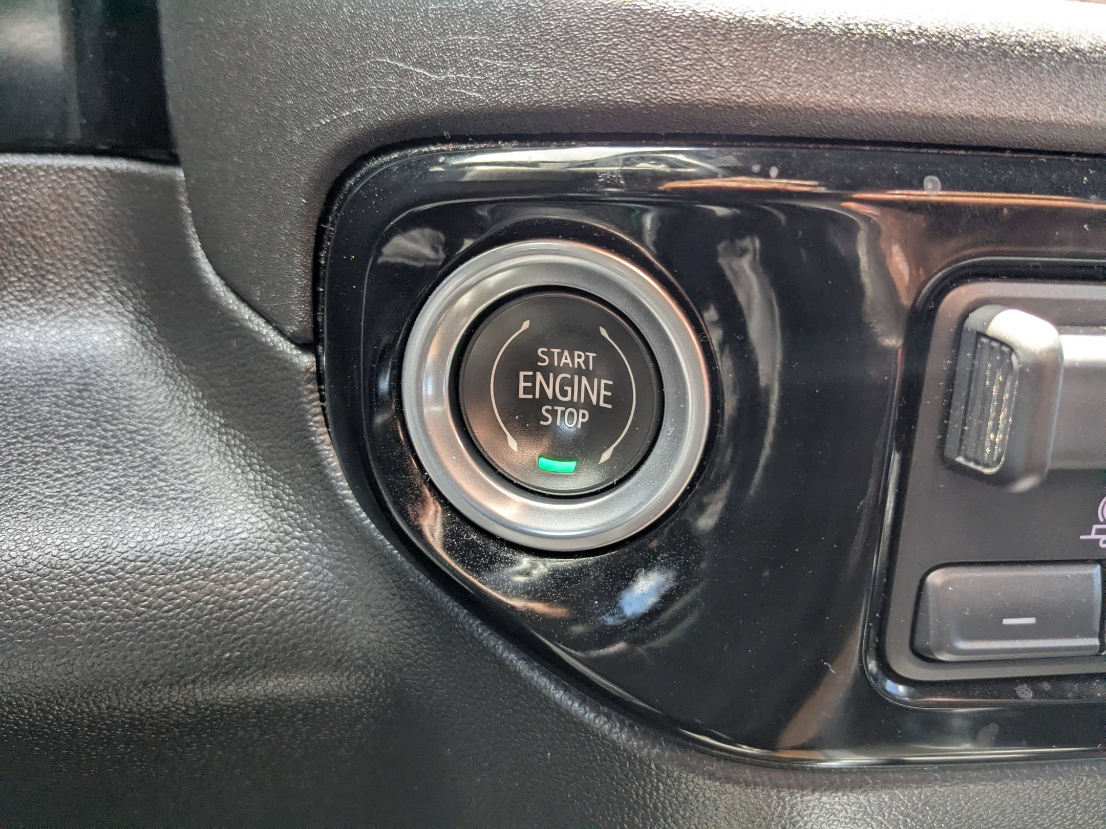 Used 2023 Chevrolet Silverado 1500 High Country AWD/4WD image 21