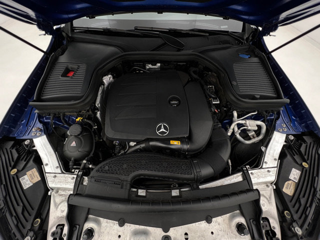 Used 2022 Mercedes-Benz GLC 300 4MATIC image 25
