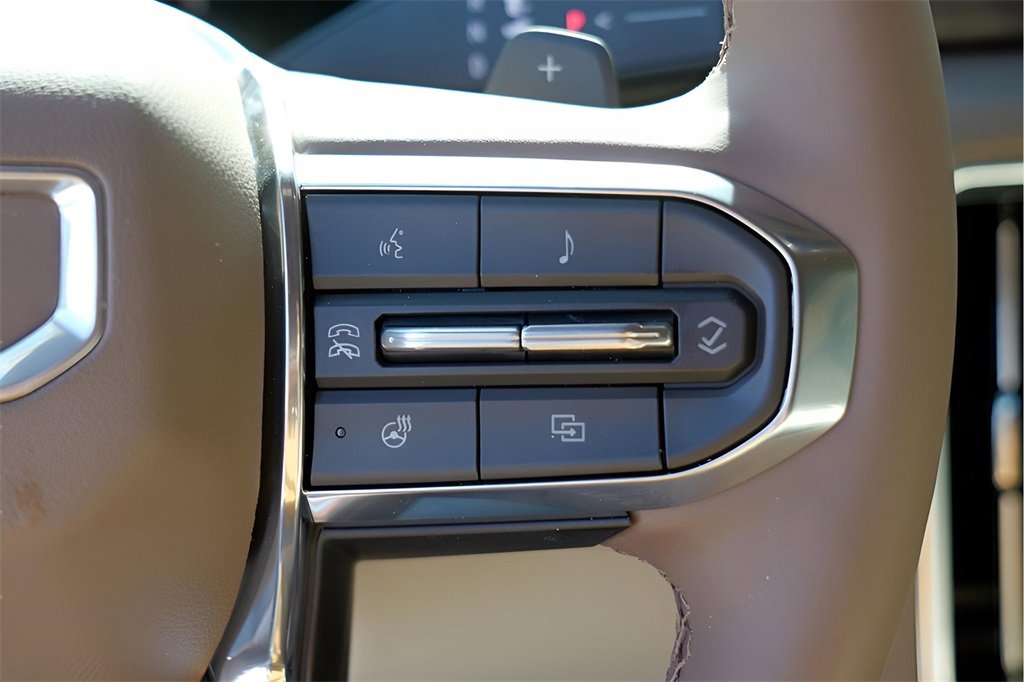 New 2026 GMC Yukon Denali w/ Sun & Power Step Package image 13