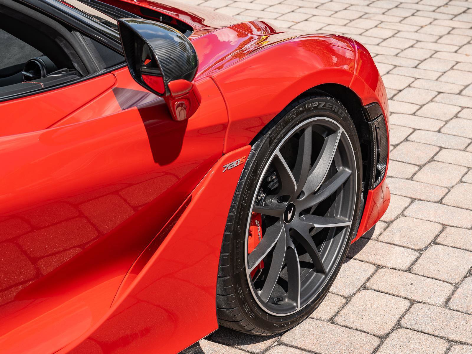 Used 2020 McLaren 720S Performance RWD image 13